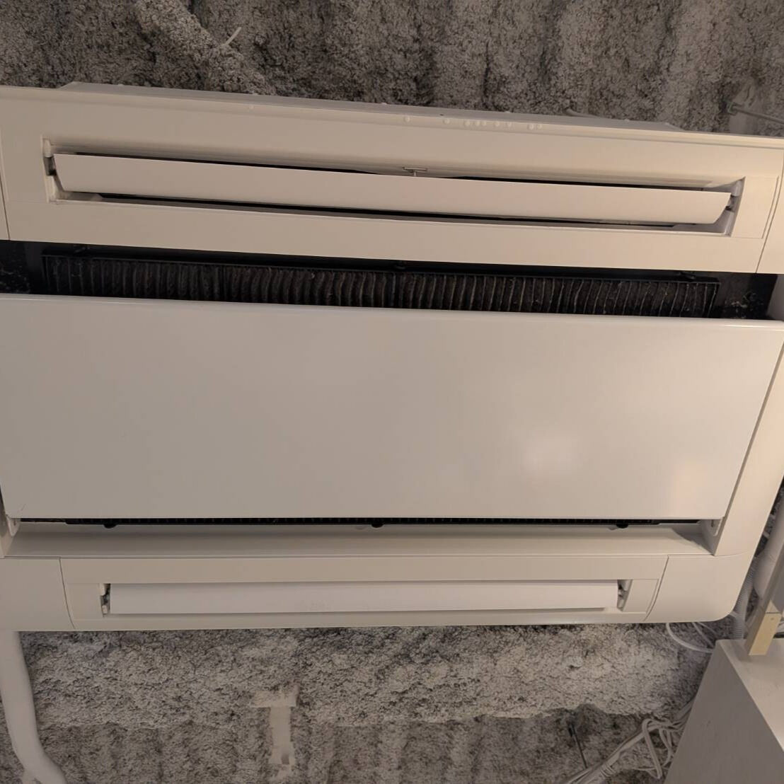 HITACHI　業務用エアコンクリーニング